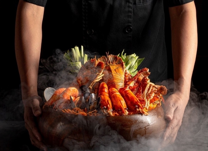 Up to 30% off food & beverage
