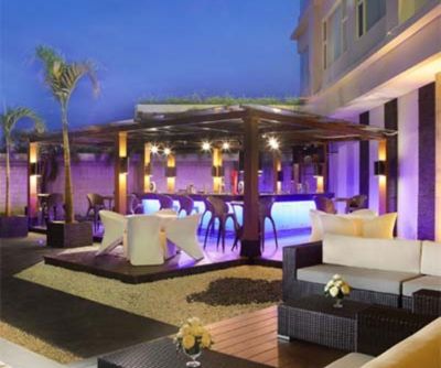 Scorta Pool Bar