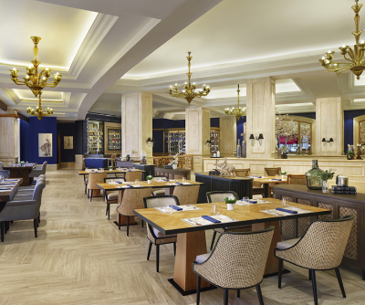 Lobo Restaurant & Bar